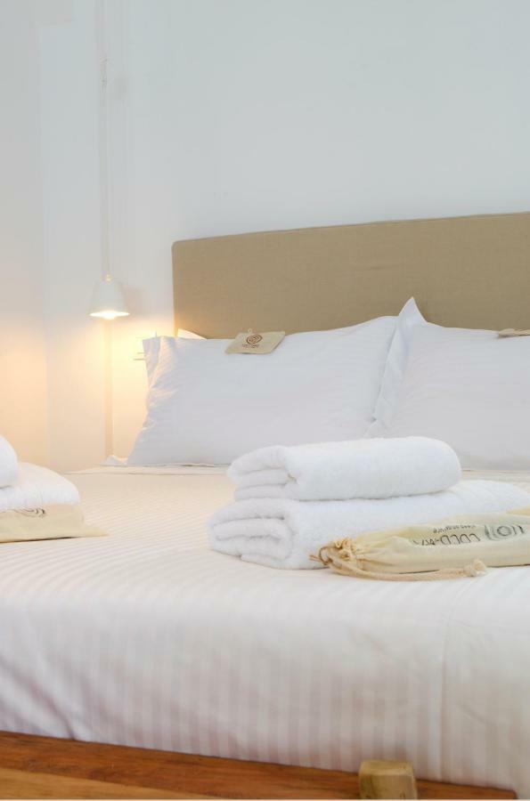 Thea Suites Nea Kallikrateia 외부 사진